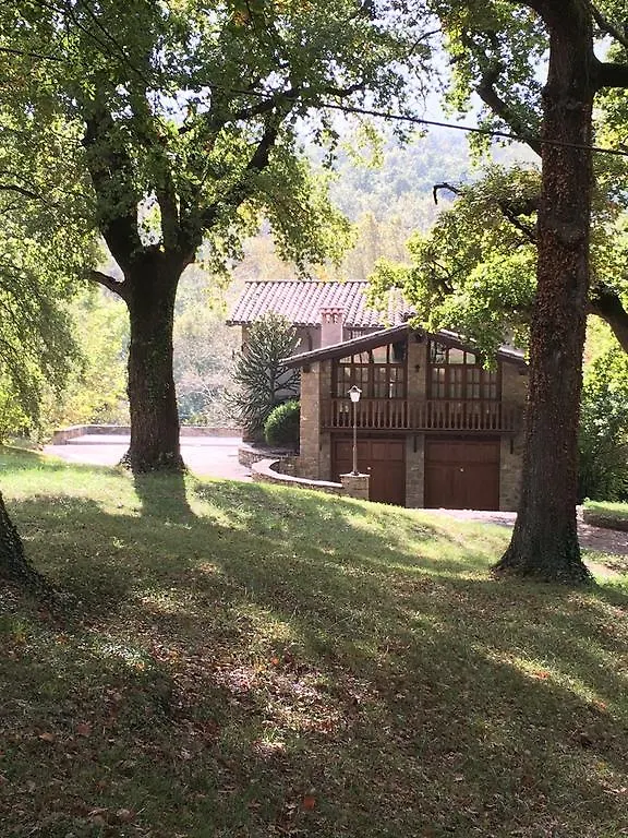 Casa Can Boix La Vall de Bianya 0*,