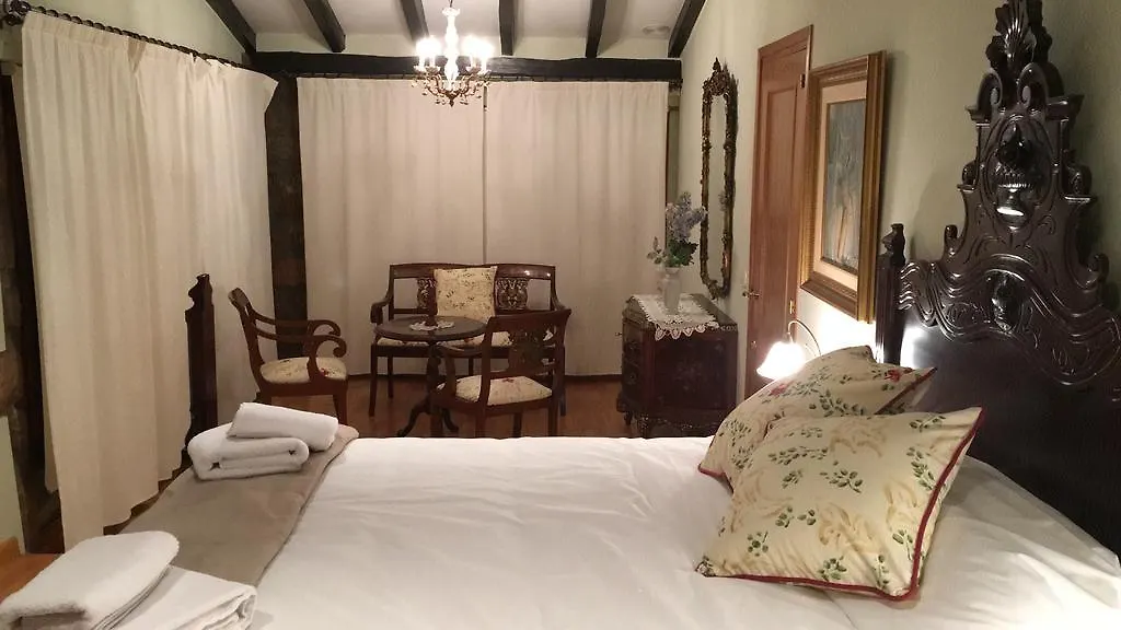 Casa Can Boix La Vall de Bianya 0*,