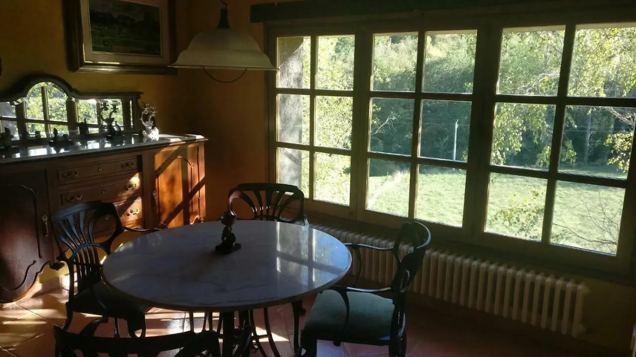 Casa Can Boix La Vall de Bianya 0*,
